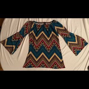 Win Win Bell Sleeve Tunic